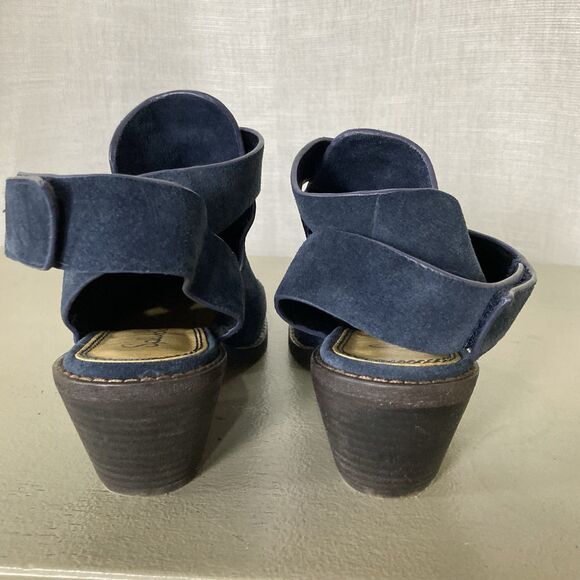 Splendid Suede Booties 7.5 US Carmelo Ankle Wrap Almond Toe Hook & Loop Blue EUC - Picture 5 of 9